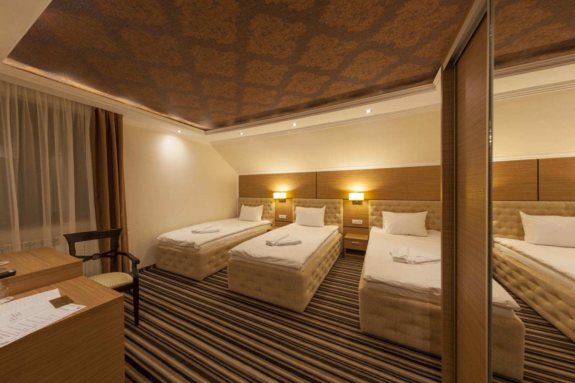 Allegria Hotel Alba Iulia Room photo