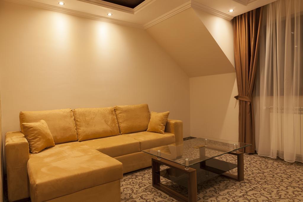 Allegria Hotel Alba Iulia Room photo